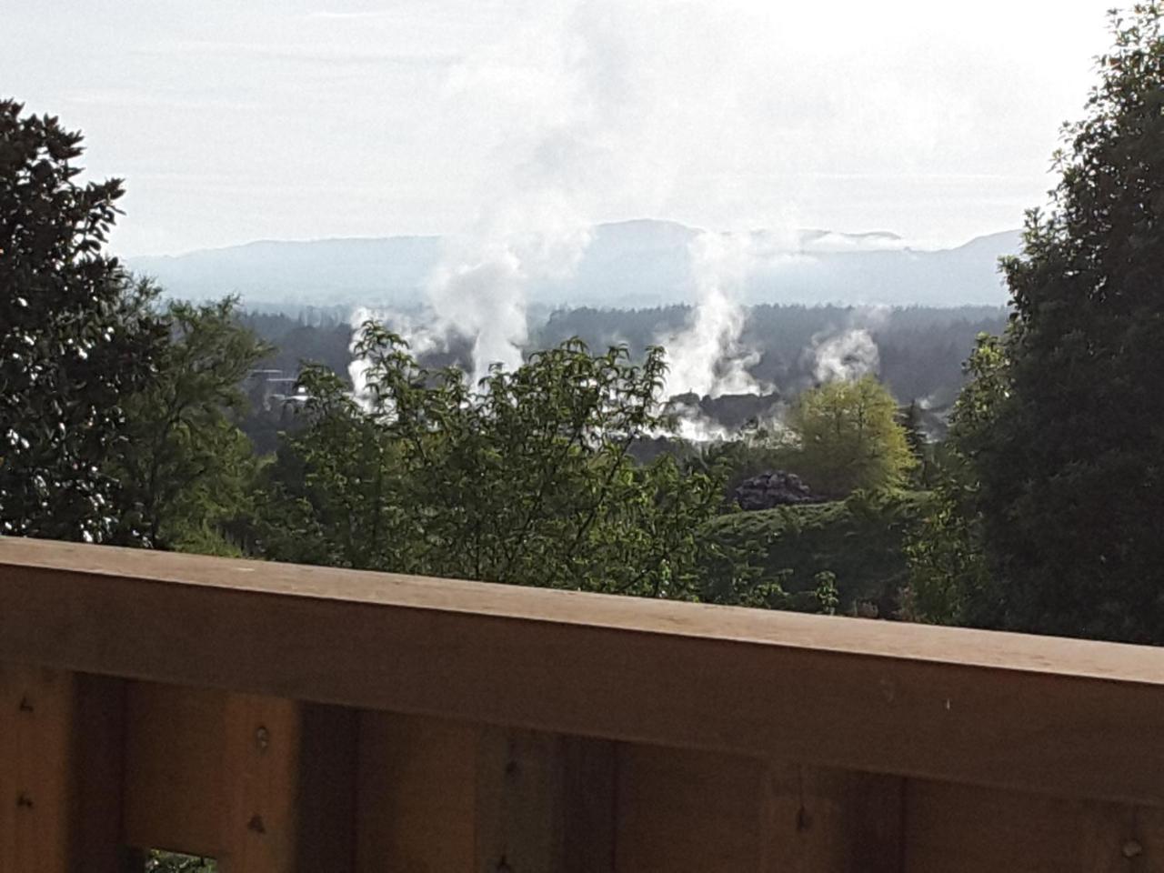 Geyser Lookout Bnb Rotorua Exterior foto